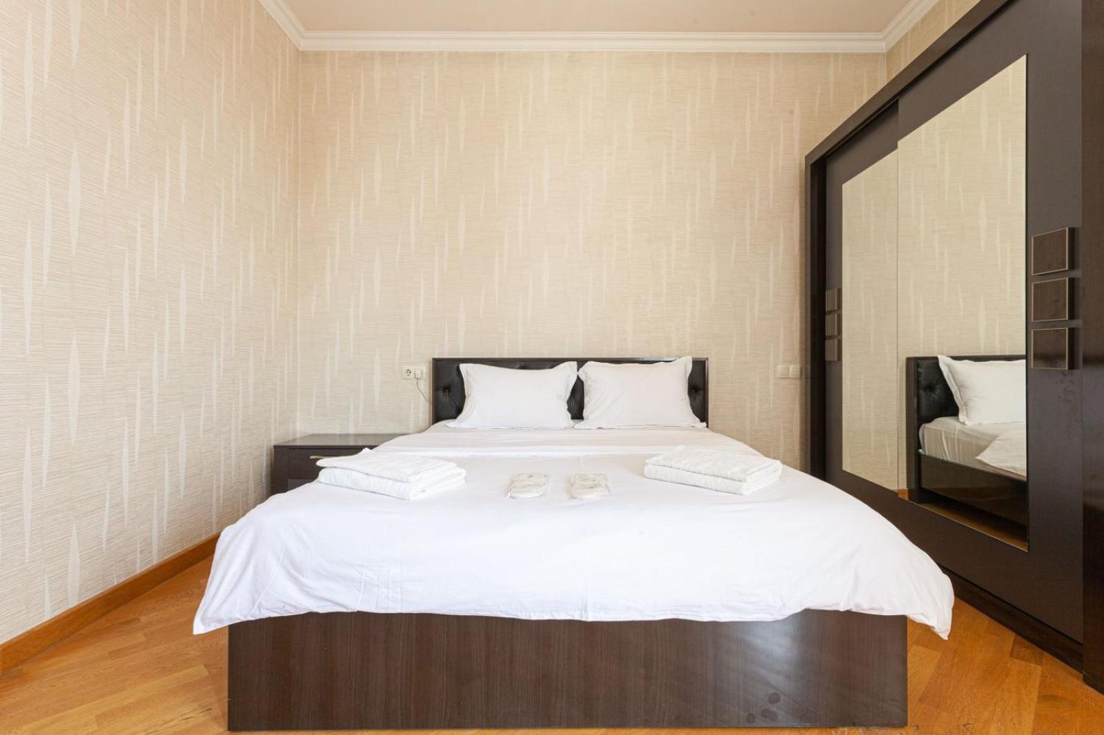 Stay Inn Apartments At Buzand 13 Street Єреван Екстер'єр фото