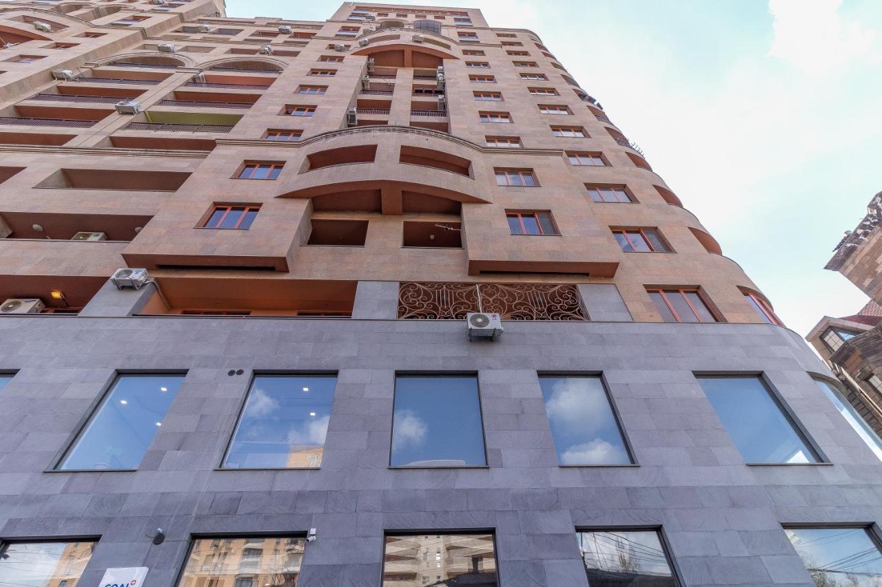 Stay Inn Apartments At Buzand 13 Street Єреван Екстер'єр фото