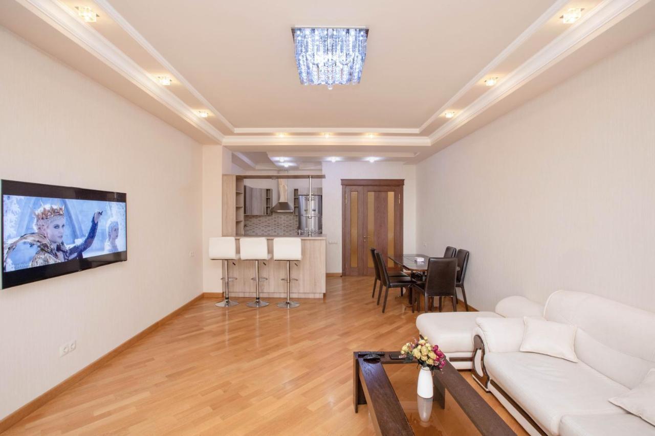 Stay Inn Apartments At Buzand 13 Street Єреван Екстер'єр фото